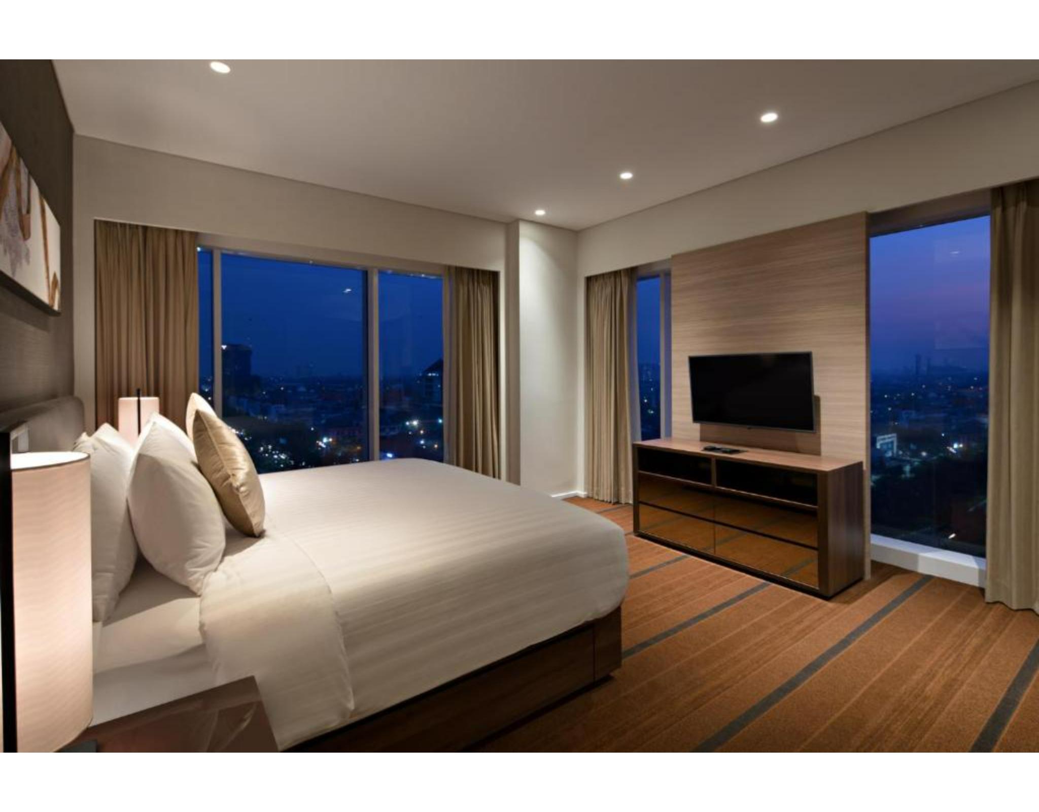 โอ๊ควูด โฮเต็ล แอนด์ เรสซิเดนซ์ ซูราบายา Aparthotel สุราบายา ภายนอก รูปภาพ