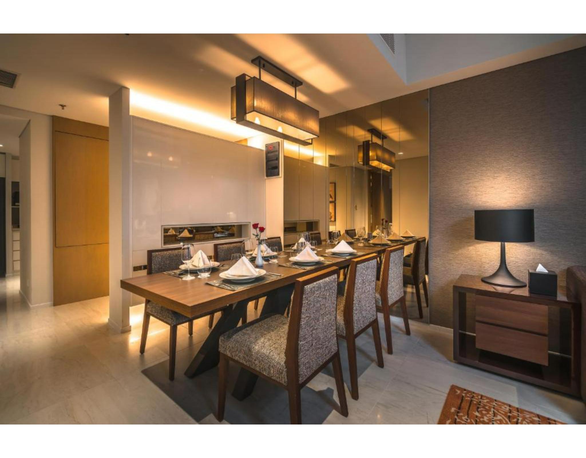 โอ๊ควูด โฮเต็ล แอนด์ เรสซิเดนซ์ ซูราบายา Aparthotel สุราบายา ภายนอก รูปภาพ