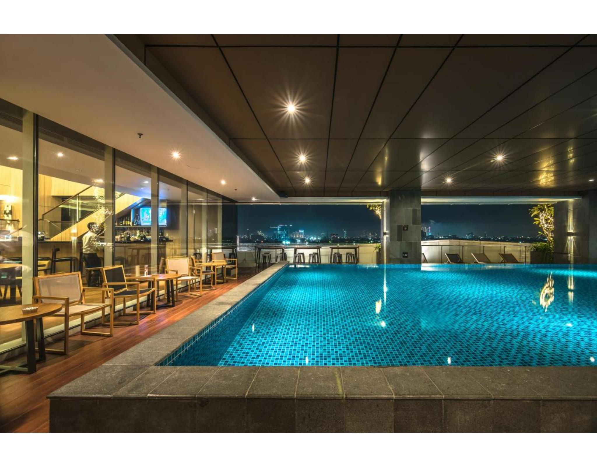 โอ๊ควูด โฮเต็ล แอนด์ เรสซิเดนซ์ ซูราบายา Aparthotel สุราบายา ภายนอก รูปภาพ